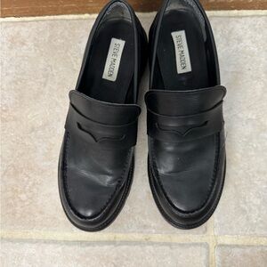 Steve Madden Classic Black Women’s Slip-On Loafers